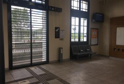 Gare de Bueil